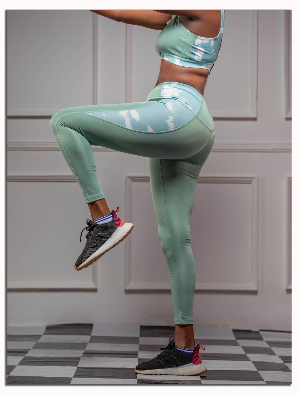 ENSEMBLE DE SPORT